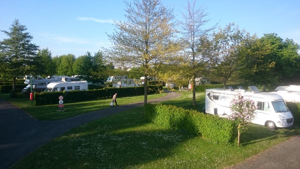 Camping De La Miniere 弗尔黎祖 外观 照片